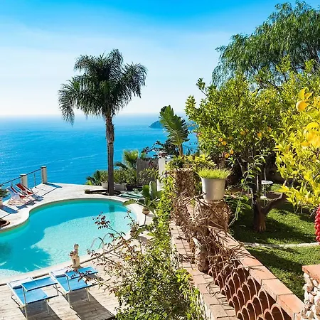 Luce Villa *